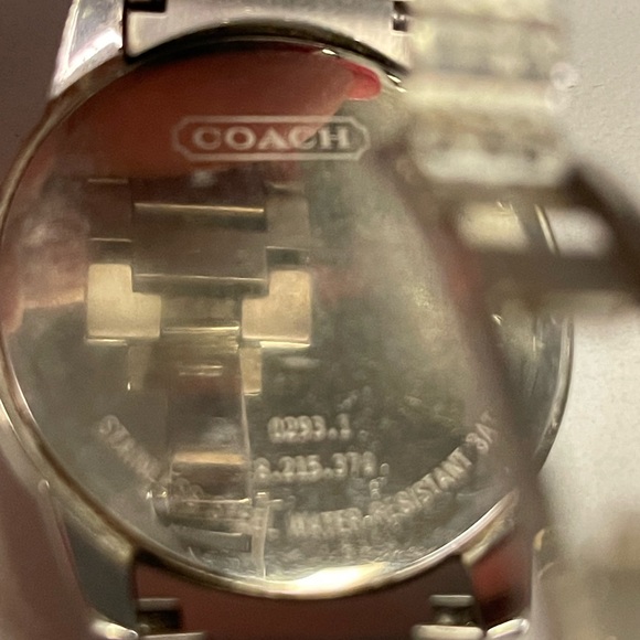100% Auth Coach Watch - Picture 6 of 16